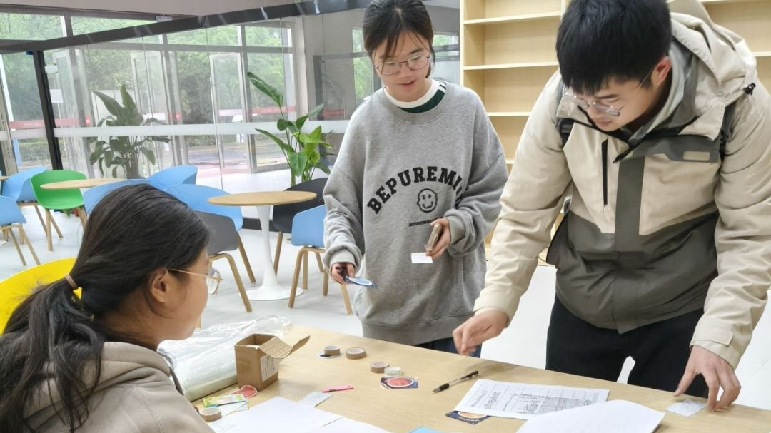 墨香流转，旧书新知——郑蒲港校区一站式学生社区图书漂流公益活动圆满举行