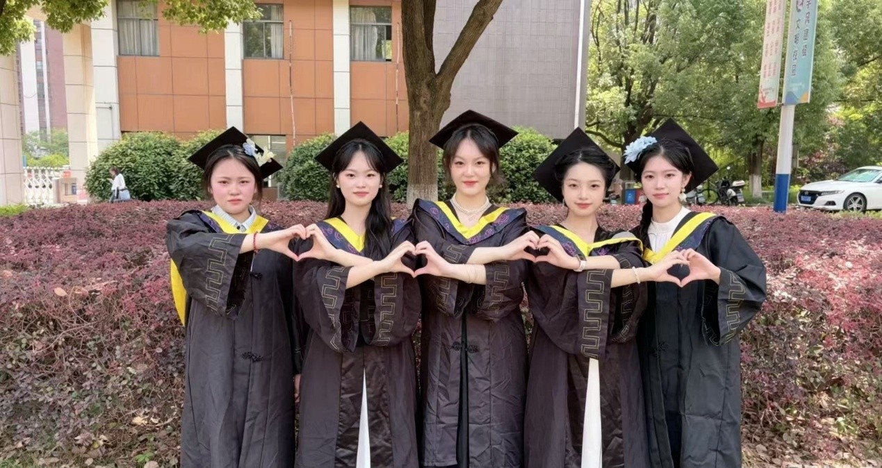 研绽芳华，聚力逐光！新能源学院13栋609女生宿舍四人考研圆梦上岸
